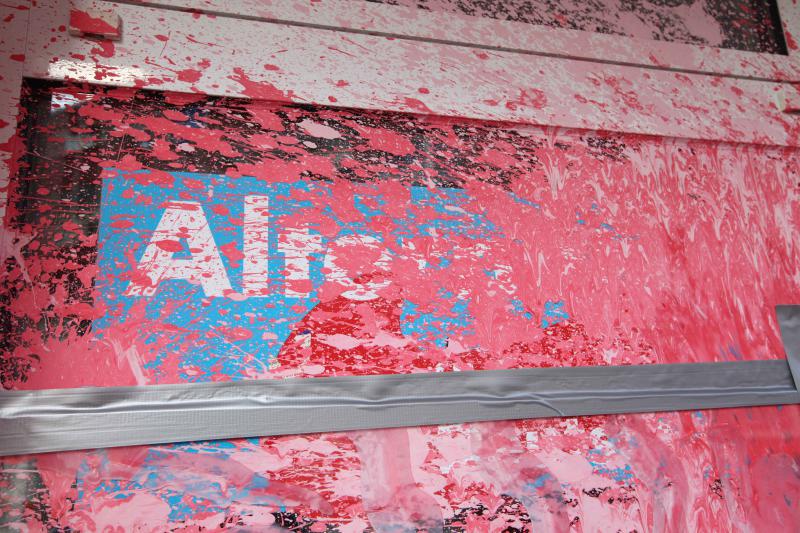 Dinslaken: Farbanschlag auf Kreistagsbüro der AfD