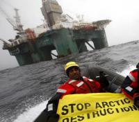 protest against arctic drilling rig
