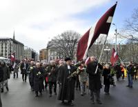 Parade durch Riga: Rund 1500 Veteranen einer Einheit der Waffen-SS und Sympathisanten zogen am Sonntag durch die lettische Hauptstadt.