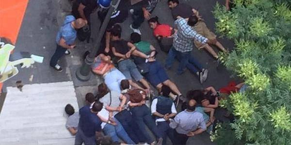 Proteste gegen das Massaker in Suruc in Ankara werden von der Polizei mit Festnahmen beantwortet