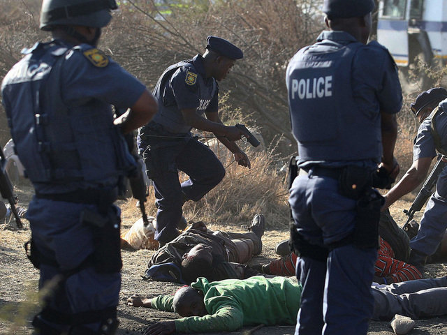 Massaker an streikenen Minenarbeitern in Marikana