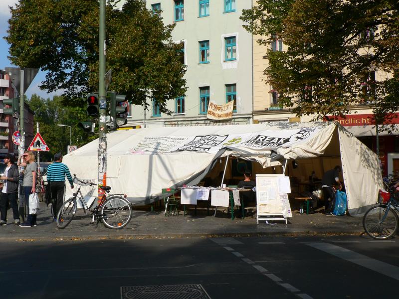 Protestmarsch und Asylstreik und die Vorbereitungen in Berli. I