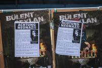 Anwohnerinfo: Plakate klären über in Friedrichshain über Neonazi Nikolas Burckschat auf