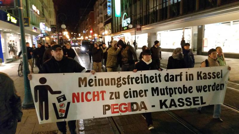 Spaziergang Pegida Kassel am 16.11.2015