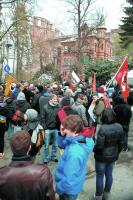 Vor dem Burschenschaftshaus der 'Normannia' protestierten rund 100 Demonstranten. Foto: Alex