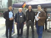 Mitglieder von "Pro Deutschland" am 14.4.2012 in Heilbronn:Lars Seidensticker,Alfred Dagenbach,Heiko Auchter,Manfred Rouhs (v.l.n.r