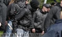 15.05.2010: Abschluss einer neonazistischen „Aktionswoche“ im Raum Delmenhorst: Müller vermummt. (3/4)