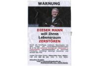 "Dieser Mann will Ihren Lebensraum zerstören": Der Berliner Makler Klaus-Peter Hoer wurde öffentlich von fanatischen Gentrifizierungsgegnern diffamiert – mit diesem "Fahndungsplakt"
